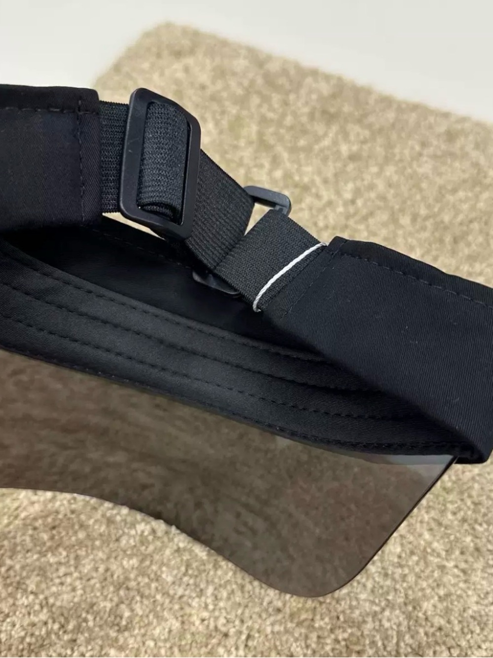 ALO Yoga Airlift Black Visor with Mirrored Silver Shield - Picture 3 of 3